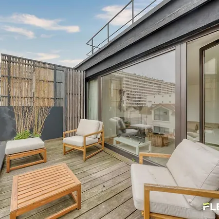 Apartment Luxury T4 With Terrace & Rooftop View