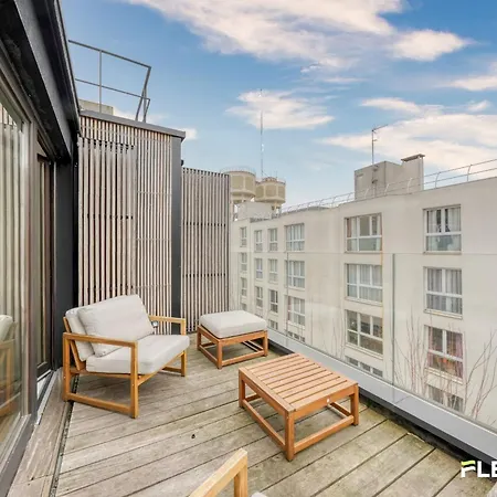 Luxury T4 With Terrace & Rooftop View Paris