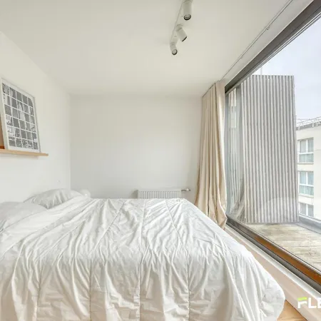 Luxury T4 With Terrace & Rooftop View