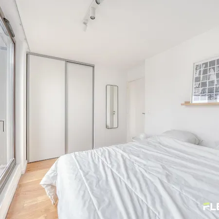 Apartment Luxury T4 With Terrace & Rooftop View Paris