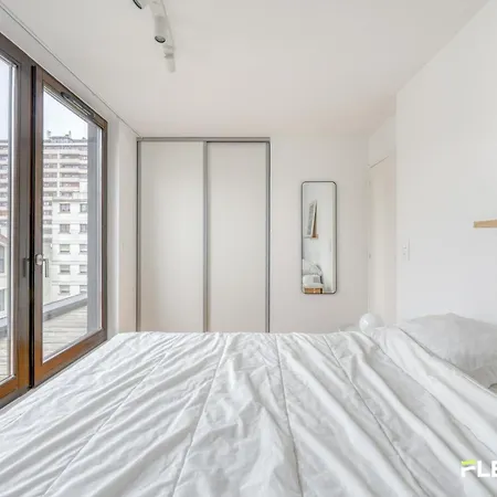 Luxury T4 With Terrace & Rooftop View Paris